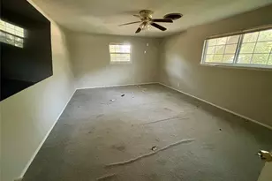 105 Kimberly Dr, Universal City, TX 78148 - Photo 7