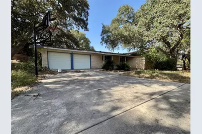 105 Kimberly Drive, Universal City, TX 78148 - Photo 1