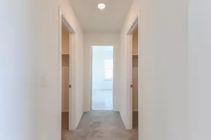 8203 Knoxville Trl, Austin, TX 78744 - Photo 25