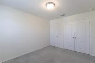 8203 Knoxville Trl, Austin, TX 78744 - Photo 17