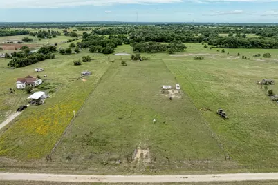 921 9th Street, Lexington, TX 78947 - Photo 3