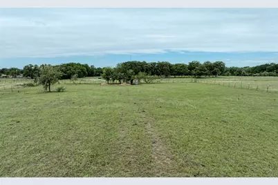 921 9th Street, Lexington, TX 78947 - Photo 5