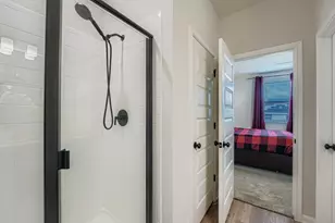 148 Gullivers Dr, Elgin, TX 78621 - Photo 15