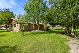 704 Brookwood Cir, Taylor, TX 76574 - Photo 31