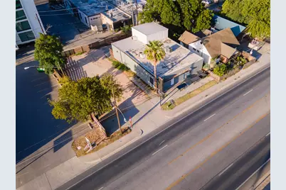 1805 E 7th Street, Austin, TX 78702 - Photo 5