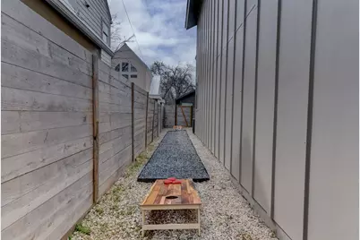 2501 E 4th Street #A, Austin, TX 78702 - Photo 29
