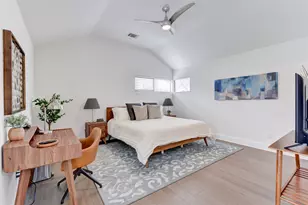 2501 E 4th St, Austin, TX 78702 - Photo 11