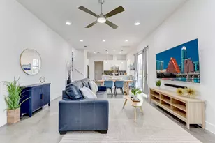 2501 E 4th St, Austin, TX 78702 - Photo 3