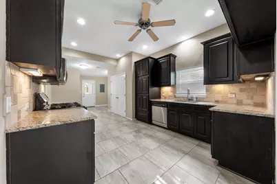 1905 Bissel Lane, Austin, TX 78745 - Photo 15