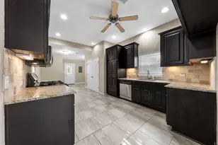 1905 Bissel Ln, Austin, TX 78745 - Photo 15