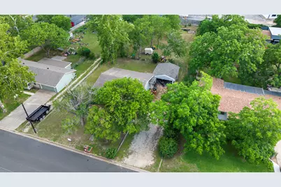 1905 Bissel Lane, Austin, TX 78745 - Photo 39