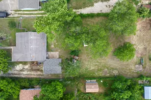 1905 Bissel Ln, Austin, TX 78745 - Photo 37