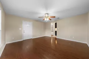 1905 Bissel Ln, Austin, TX 78745 - Photo 17