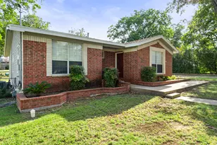 1905 Bissel Ln, Austin, TX 78745 - Photo 5