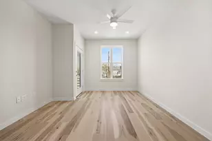 4801 Sara Dr, Austin, TX 78721 - Photo 9