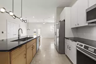 4801 Sara Dr, Austin, TX 78721 - Photo 5