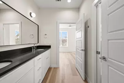 4801 Sara Drive #B, Austin, TX 78721 - Photo 15