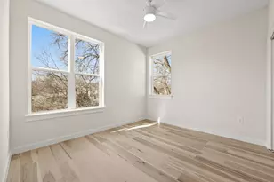 4801 Sara Dr, Austin, TX 78721 - Photo 17