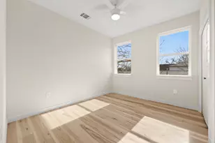 4801 Sara Dr, Austin, TX 78721 - Photo 31