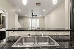 2009 S 10th St, Waco, TX 76706 - Photo 13