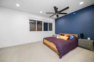 604 N Bluff Dr, Austin, TX 78745 - Photo 17