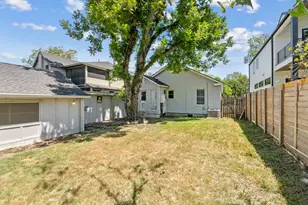 605 E 47th St, Austin, TX 78751 - Photo 27