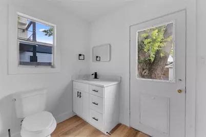 605 E 47th Street, Austin, TX 78751 - Photo 15
