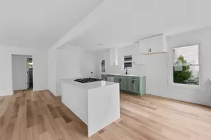 605 E 47th St, Austin, TX 78751 - Photo 9