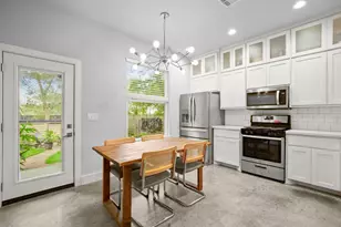 1220 Delano St, Austin, TX 78721 - Photo 7