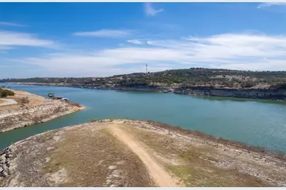 21600 O'Henry Avenue, Lago Vista, TX 78645 - Photo 33