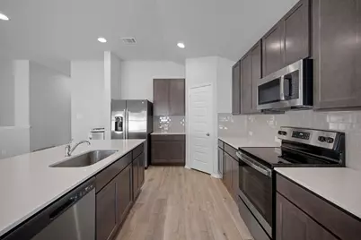 21600 O'Henry Avenue, Lago Vista, TX 78645 - Photo 9