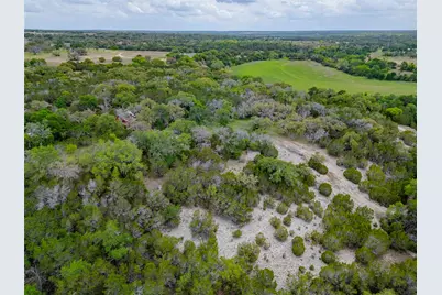 910 Abbey Road, Liberty Hill, TX 78642 - Photo 37