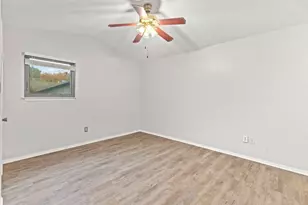 413 Suzzane Rd, Pflugerville, TX 78660 - Photo 7