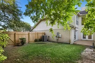10900 Crown Colony Dr, Austin, TX 78747 - Photo 33
