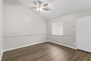 1302 Parker Ln Ln, Austin, TX 78741 - Photo 11