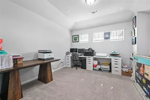 207 Dogvane Circle W, Kyle, TX 78640 - Photo 23