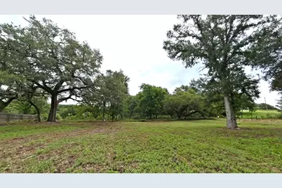 654 Creekside Drive, Belton, TX 76513 - Photo 7