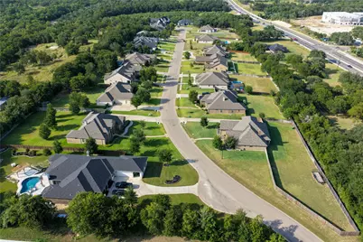 654 Creekside Drive, Belton, TX 76513 - Photo 9