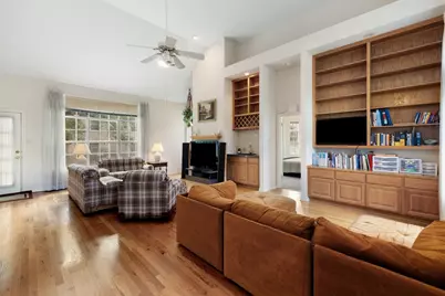 6705 Elfland Drive, Austin, TX 78746 - Photo 9