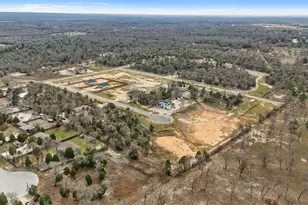 120 Las Alturas Dr, Elgin, TX 78621 - Photo 3