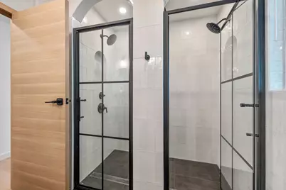 2607 Pembrook Trail, Austin, TX 78731 - Photo 33