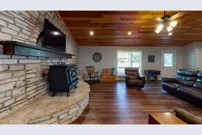 802 Amy Circle, Marble Falls, TX 78654 - Photo 17