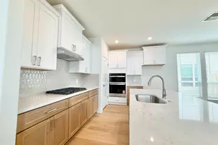 405 Young St, Buda, TX 78610 - Photo 5