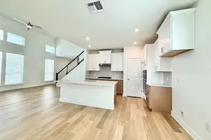 405 Young St, Buda, TX 78610 - Photo 3