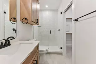 200 W 56th St, Austin, TX 78751 - Photo 19