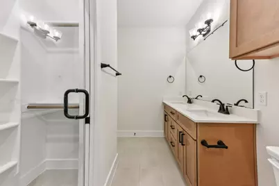 200 W 56th Street #2102, Austin, TX 78751 - Photo 21