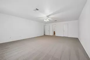 7658 Marble Ridge Dr, Austin, TX 78747 - Photo 19