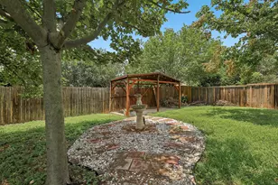 7658 Marble Ridge Dr, Austin, TX 78747 - Photo 33