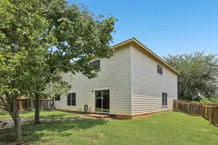 7658 Marble Ridge Dr, Austin, TX 78747 - Photo 33