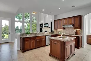 1921 University Club Dr, Austin, TX 78732 - Photo 5